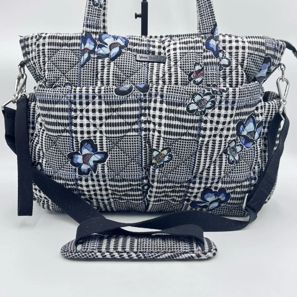 Vera Bradley excellent no